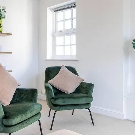 Appartamento 3 Bed Duplex In - Sleeps 6 *