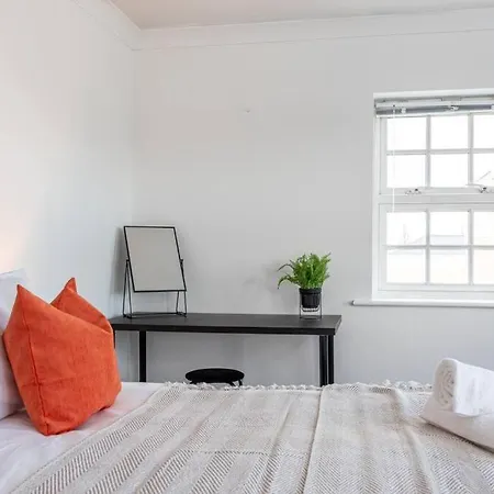 Apartment 3 Bed Duplex In - Sleeps 6 York