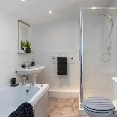 Apartment 3 Bed Duplex In - Sleeps 6 York