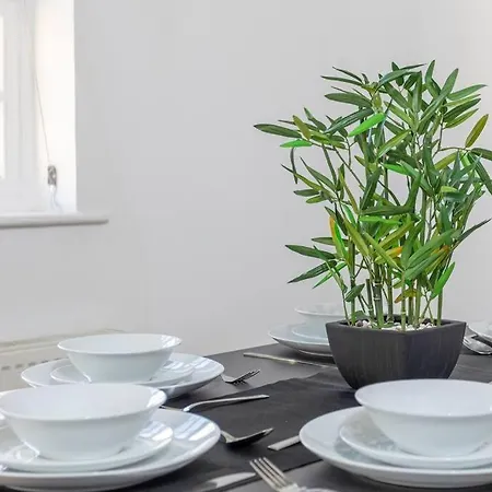 Apartment 3 Bed Duplex In - Sleeps 6 York