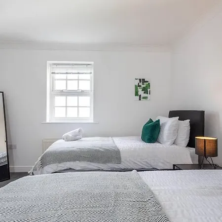 3 Bed Duplex In - Sleeps 6