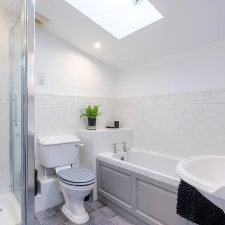 3 Bed Duplex In - Sleeps 6